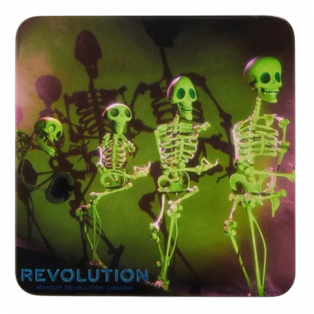 NIB Revolution Beauty Corpse Bride Grave Misunderstanding Eye Shadow Pallet